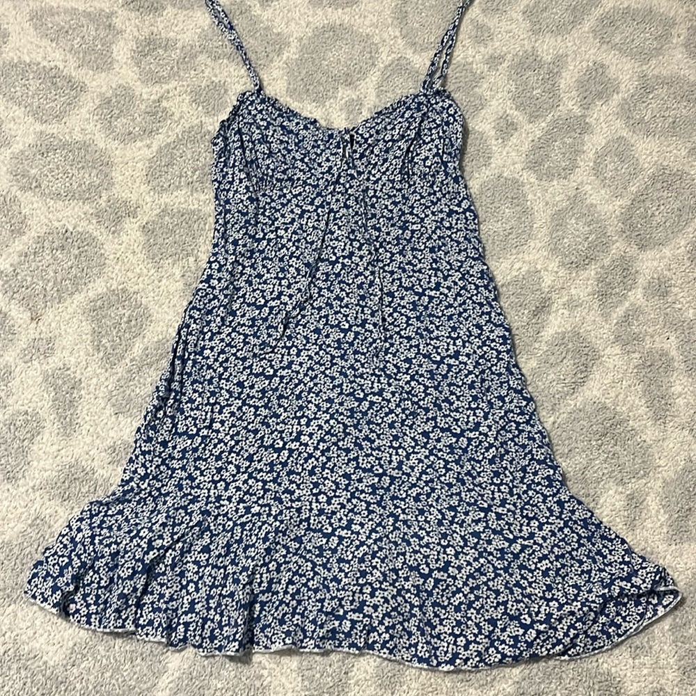 Women’s short floral dress